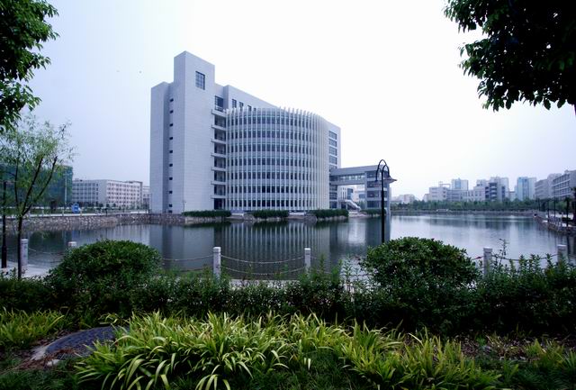 武漢工業(yè)學院購買松野壓力變送器